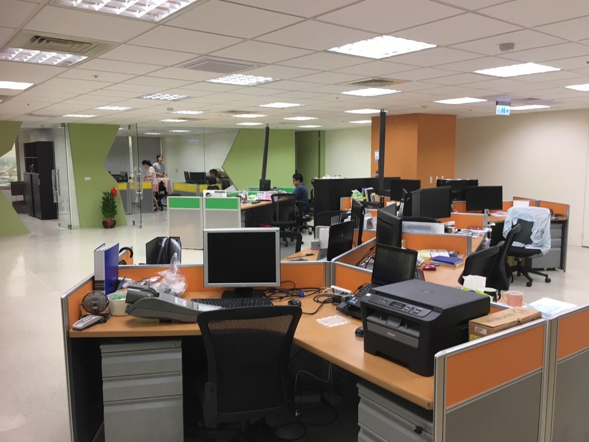 中島廚具與特殊造型包柱設計